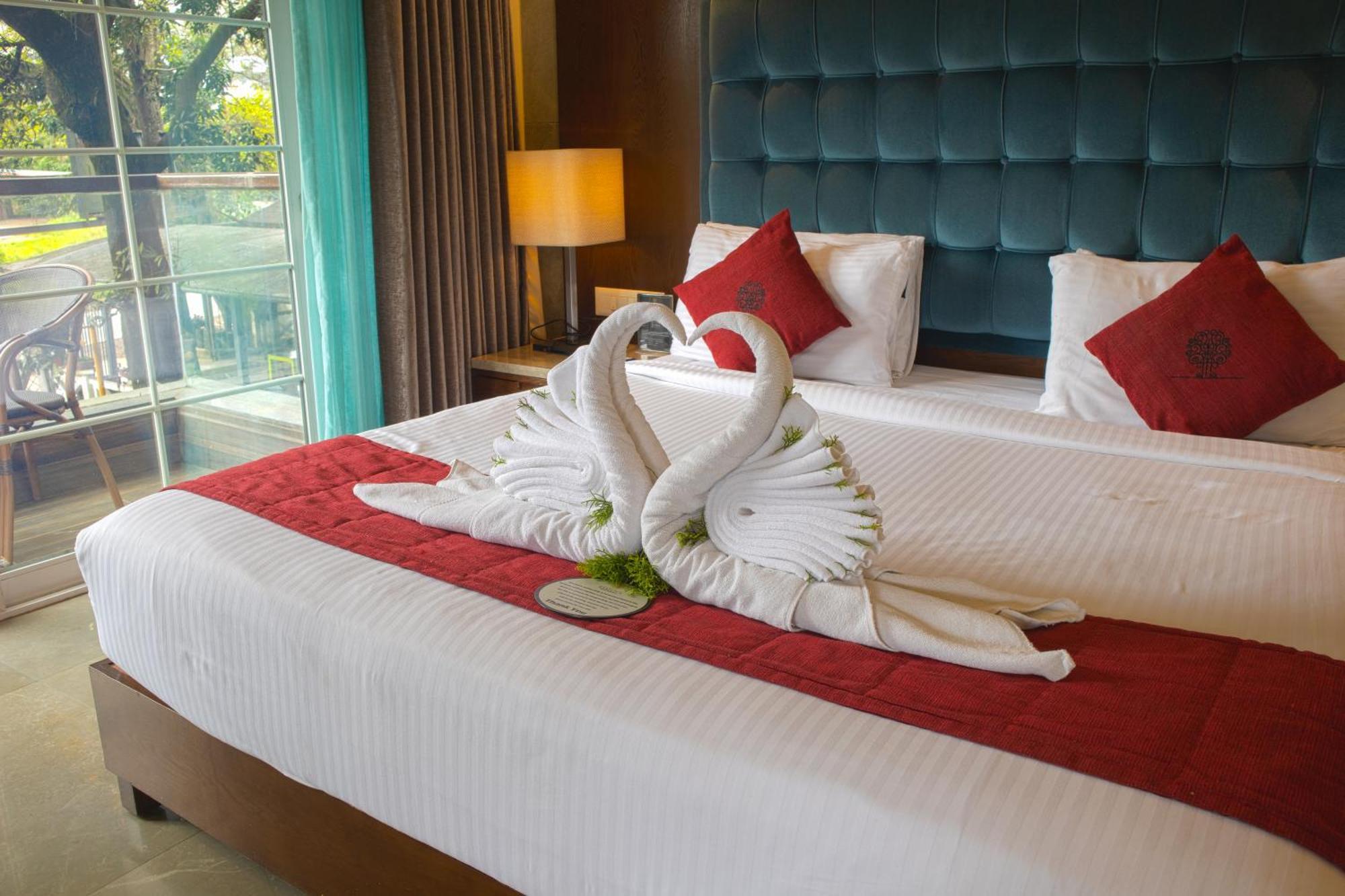 Basilica Resort - Where Luxury Redefines Mahābaleshwar Exterior foto